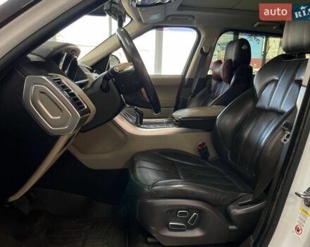 Білий Ленд Ровер Range Rover Sport, об'ємом двигуна 3 л та пробігом 203 тис. км за 22490 $, фото 17 на Automoto.ua