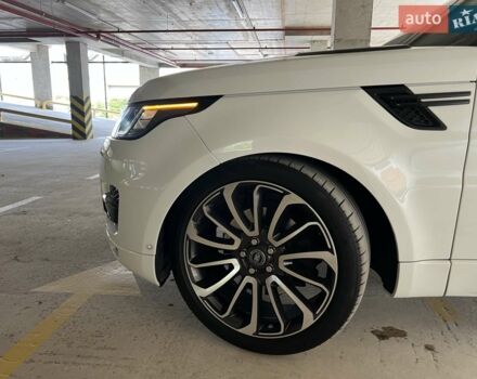 Білий Ленд Ровер Range Rover Sport, об'ємом двигуна 3 л та пробігом 126 тис. км за 29500 $, фото 45 на Automoto.ua