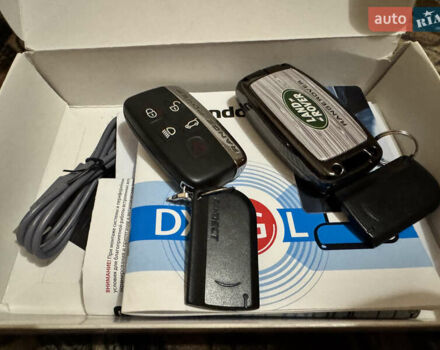 Білий Ленд Ровер Range Rover Sport, об'ємом двигуна 2.99 л та пробігом 105 тис. км за 26900 $, фото 23 на Automoto.ua