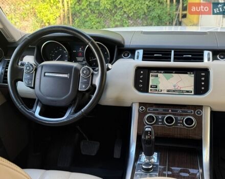 Білий Ленд Ровер Range Rover Sport, об'ємом двигуна 3 л та пробігом 171 тис. км за 22500 $, фото 48 на Automoto.ua