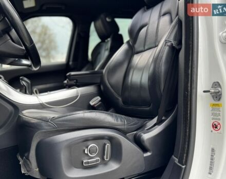 Белый Ленд Ровер Рендж Ровер Спорт, объемом двигателя 3 л и пробегом 130 тыс. км за 26500 $, фото 25 на Automoto.ua