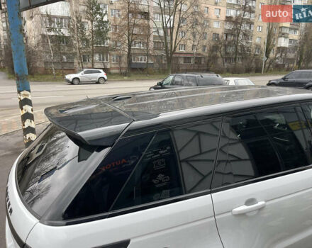 Белый Ленд Ровер Рендж Ровер Спорт, объемом двигателя 2.99 л и пробегом 175 тыс. км за 26000 $, фото 5 на Automoto.ua