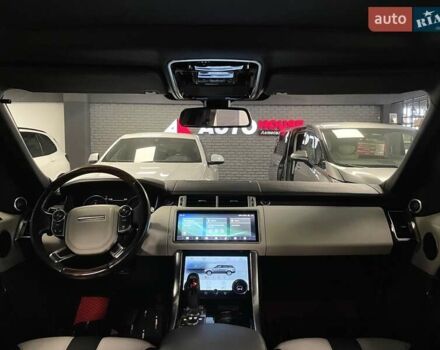 Білий Ленд Ровер Range Rover Sport, об'ємом двигуна 3 л та пробігом 132 тис. км за 33700 $, фото 49 на Automoto.ua