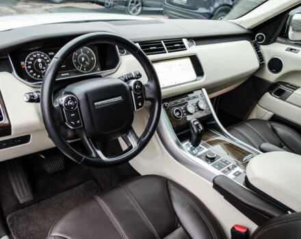 Білий Ленд Ровер Range Rover Sport, об'ємом двигуна 3 л та пробігом 81 тис. км за 55000 $, фото 26 на Automoto.ua