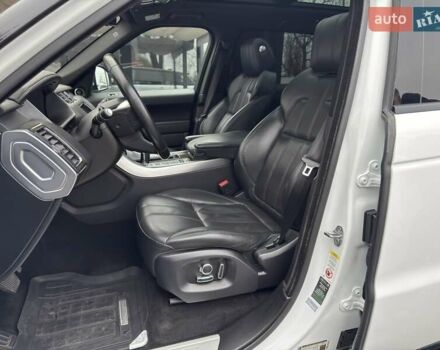 Білий Ленд Ровер Range Rover Sport, об'ємом двигуна 2.99 л та пробігом 140 тис. км за 25900 $, фото 20 на Automoto.ua