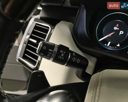 Білий Ленд Ровер Range Rover Sport, об'ємом двигуна 3 л та пробігом 132 тис. км за 33700 $, фото 54 на Automoto.ua