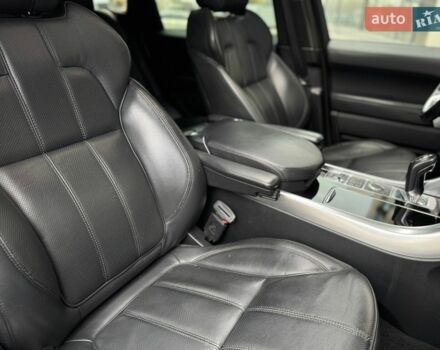 Белый Ленд Ровер Рендж Ровер Спорт, объемом двигателя 3 л и пробегом 130 тыс. км за 26500 $, фото 37 на Automoto.ua