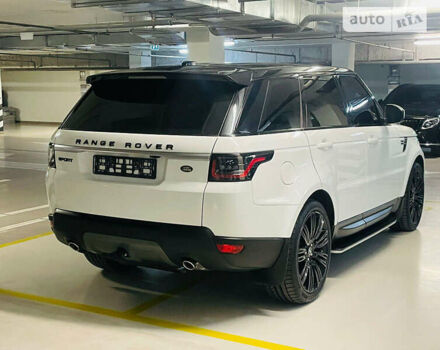 Білий Ленд Ровер Range Rover Sport, об'ємом двигуна 3 л та пробігом 150 тис. км за 32900 $, фото 30 на Automoto.ua