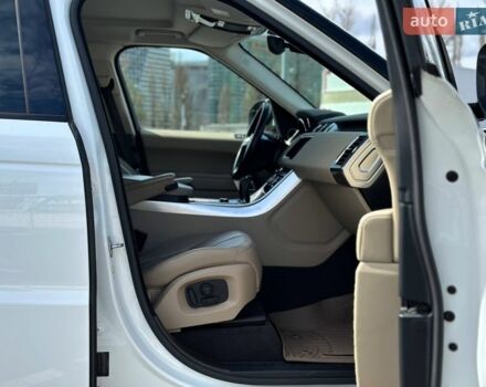 Белый Ленд Ровер Рендж Ровер Спорт, объемом двигателя 3 л и пробегом 181 тыс. км за 29500 $, фото 28 на Automoto.ua