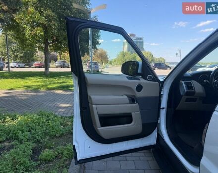 Білий Ленд Ровер Range Rover Sport, об'ємом двигуна 2.99 л та пробігом 233 тис. км за 27500 $, фото 16 на Automoto.ua