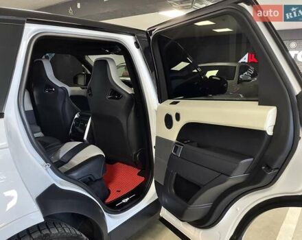 Білий Ленд Ровер Range Rover Sport, об'ємом двигуна 3 л та пробігом 132 тис. км за 33700 $, фото 38 на Automoto.ua