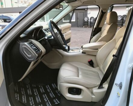 Білий Ленд Ровер Range Rover Sport, об'ємом двигуна 3 л та пробігом 80 тис. км за 51500 $, фото 40 на Automoto.ua