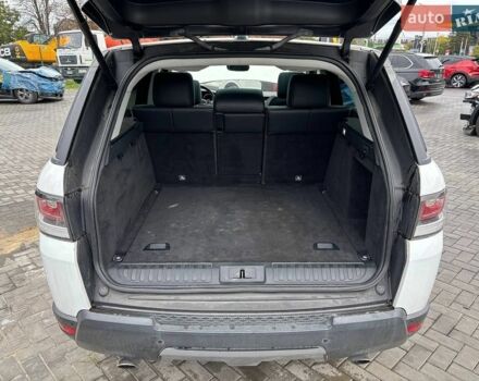Білий Ленд Ровер Range Rover Sport, об'ємом двигуна 3 л та пробігом 190 тис. км за 10800 $, фото 10 на Automoto.ua