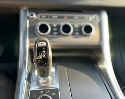 Білий Ленд Ровер Range Rover Sport, об'ємом двигуна 3 л та пробігом 112 тис. км за 25999 $, фото 96 на Automoto.ua