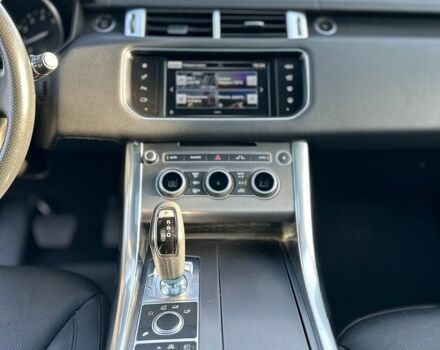 Білий Ленд Ровер Range Rover Sport, об'ємом двигуна 3 л та пробігом 112 тис. км за 25999 $, фото 102 на Automoto.ua