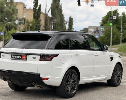 Білий Ленд Ровер Range Rover Sport, об'ємом двигуна 3 л та пробігом 194 тис. км за 22490 $, фото 4 на Automoto.ua