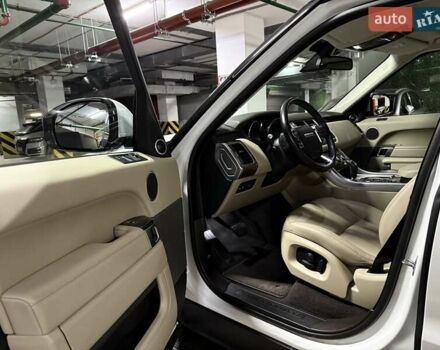 Білий Ленд Ровер Range Rover Sport, об'ємом двигуна 2.99 л та пробігом 62 тис. км за 36500 $, фото 20 на Automoto.ua