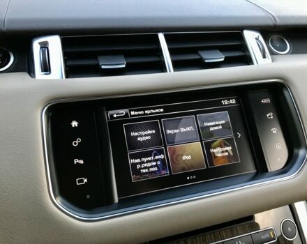 Білий Ленд Ровер Range Rover Sport, об'ємом двигуна 3 л та пробігом 80 тис. км за 51500 $, фото 56 на Automoto.ua
