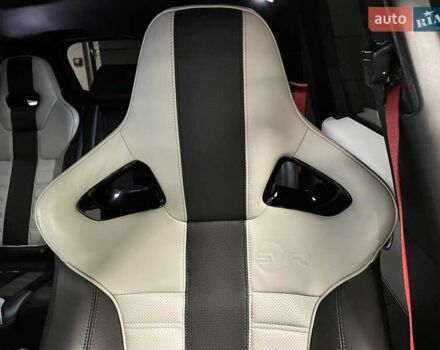 Білий Ленд Ровер Range Rover Sport, об'ємом двигуна 3 л та пробігом 132 тис. км за 33700 $, фото 30 на Automoto.ua