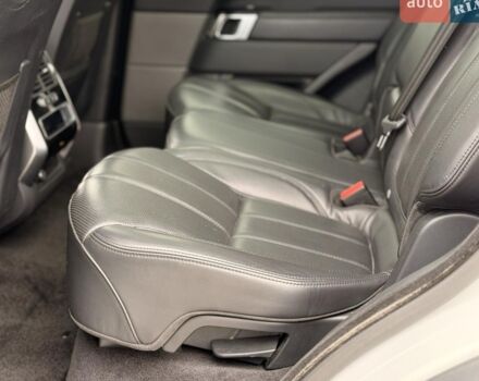 Білий Ленд Ровер Range Rover Sport, об'ємом двигуна 3 л та пробігом 194 тис. км за 22490 $, фото 14 на Automoto.ua