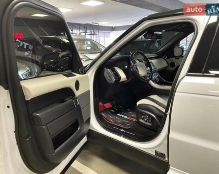 Білий Ленд Ровер Range Rover Sport, об'ємом двигуна 3 л та пробігом 132 тис. км за 33700 $, фото 23 на Automoto.ua
