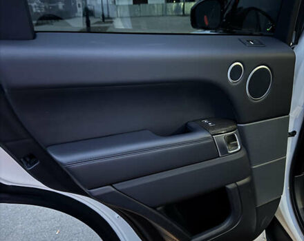 Білий Ленд Ровер Range Rover Sport, об'ємом двигуна 2.99 л та пробігом 146 тис. км за 24500 $, фото 14 на Automoto.ua