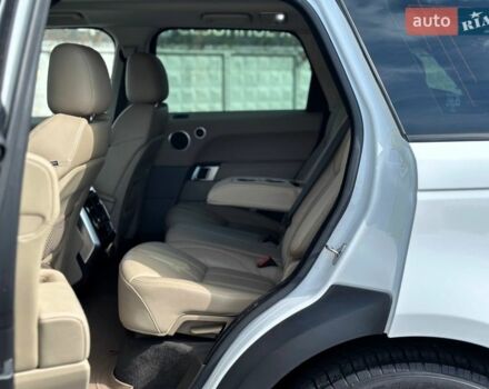 Белый Ленд Ровер Рендж Ровер Спорт, объемом двигателя 3 л и пробегом 181 тыс. км за 29500 $, фото 22 на Automoto.ua