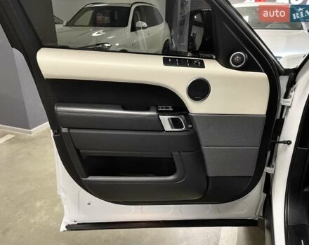 Білий Ленд Ровер Range Rover Sport, об'ємом двигуна 3 л та пробігом 132 тис. км за 33700 $, фото 24 на Automoto.ua