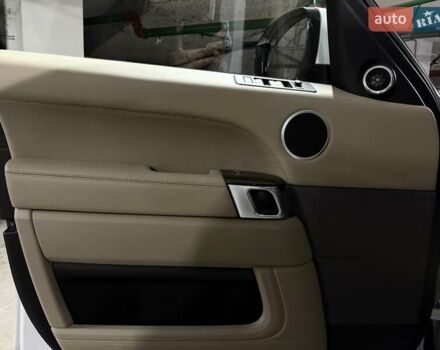 Білий Ленд Ровер Range Rover Sport, об'ємом двигуна 2.99 л та пробігом 62 тис. км за 36500 $, фото 21 на Automoto.ua