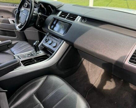 Білий Ленд Ровер Range Rover Sport, об'ємом двигуна 2.99 л та пробігом 160 тис. км за 33000 $, фото 12 на Automoto.ua
