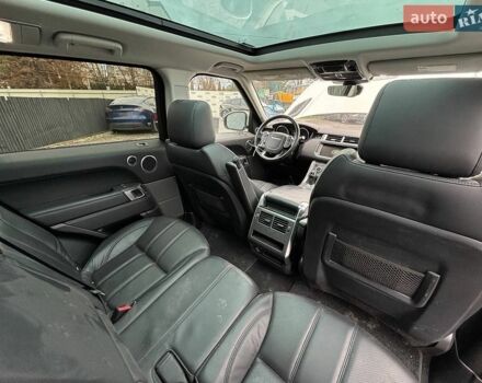 Білий Ленд Ровер Range Rover Sport, об'ємом двигуна 3 л та пробігом 190 тис. км за 10800 $, фото 12 на Automoto.ua