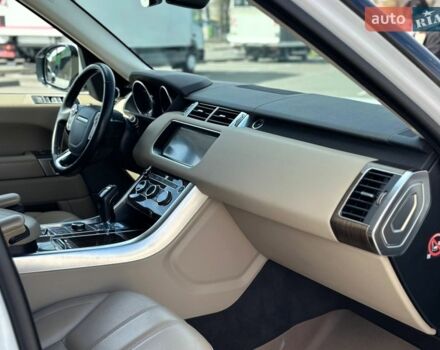 Белый Ленд Ровер Рендж Ровер Спорт, объемом двигателя 3 л и пробегом 181 тыс. км за 29500 $, фото 30 на Automoto.ua