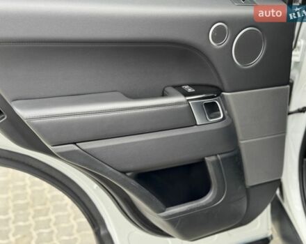 Белый Ленд Ровер Рендж Ровер Спорт, объемом двигателя 3 л и пробегом 130 тыс. км за 26500 $, фото 24 на Automoto.ua