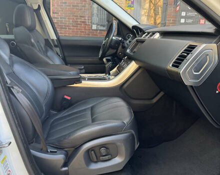Білий Ленд Ровер Range Rover Sport, об'ємом двигуна 2.99 л та пробігом 146 тис. км за 25900 $, фото 19 на Automoto.ua