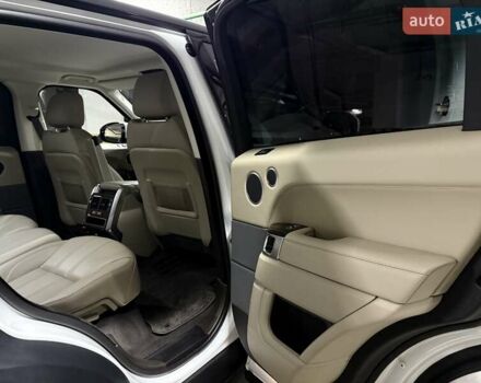 Білий Ленд Ровер Range Rover Sport, об'ємом двигуна 2.99 л та пробігом 62 тис. км за 36500 $, фото 58 на Automoto.ua