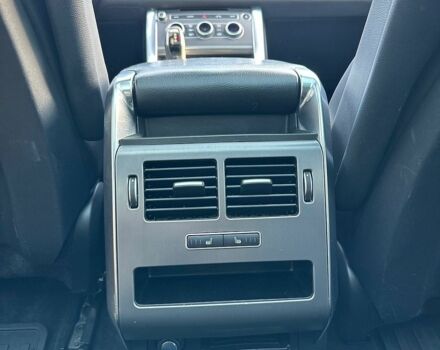 Білий Ленд Ровер Range Rover Sport, об'ємом двигуна 3 л та пробігом 112 тис. км за 25999 $, фото 63 на Automoto.ua