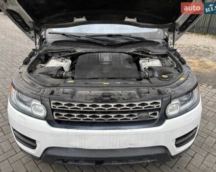 Білий Ленд Ровер Range Rover Sport, об'ємом двигуна 3 л та пробігом 190 тис. км за 10800 $, фото 14 на Automoto.ua