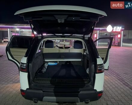Білий Ленд Ровер Range Rover Sport, об'ємом двигуна 2.99 л та пробігом 130 тис. км за 28750 $, фото 9 на Automoto.ua