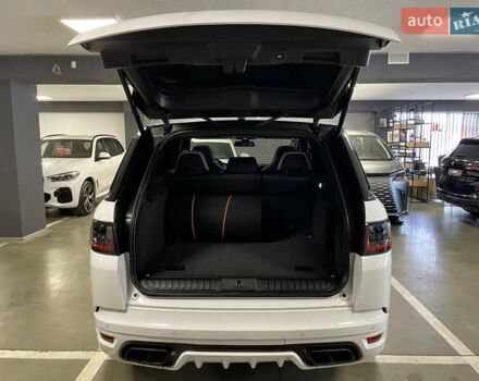 Білий Ленд Ровер Range Rover Sport, об'ємом двигуна 3 л та пробігом 132 тис. км за 33700 $, фото 19 на Automoto.ua