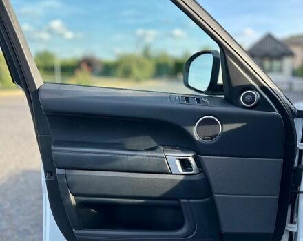 Білий Ленд Ровер Range Rover Sport, об'ємом двигуна 3 л та пробігом 112 тис. км за 25999 $, фото 57 на Automoto.ua