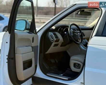 Белый Ленд Ровер Рендж Ровер Спорт, объемом двигателя 2.99 л и пробегом 187 тыс. км за 27500 $, фото 5 на Automoto.ua