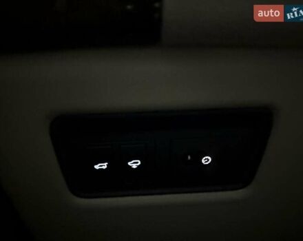 Білий Ленд Ровер Range Rover Sport, об'ємом двигуна 2.99 л та пробігом 62 тис. км за 36500 $, фото 32 на Automoto.ua