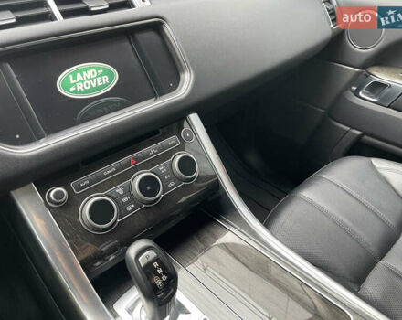 Белый Ленд Ровер Рендж Ровер Спорт, объемом двигателя 2.99 л и пробегом 175 тыс. км за 26000 $, фото 16 на Automoto.ua