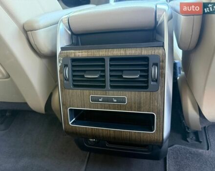 Білий Ленд Ровер Range Rover Sport, об'ємом двигуна 2.99 л та пробігом 233 тис. км за 27500 $, фото 25 на Automoto.ua