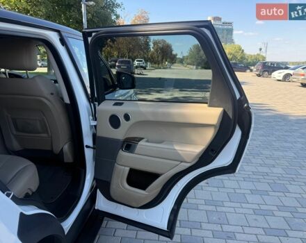 Білий Ленд Ровер Range Rover Sport, об'ємом двигуна 2.99 л та пробігом 233 тис. км за 27500 $, фото 23 на Automoto.ua