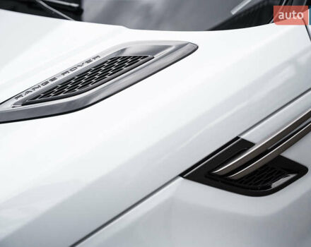 Ленд Ровер Рендж Ровер Спорт 2017 в Киеве на Automoto.ua Белый Ленд Ровер Рендж Ровер Спорт, объемом двигателя 2.99 л и пробегом 110 тыс. км за 40000 $, фото 4 на Automoto.ua