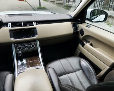 Білий Ленд Ровер Range Rover Sport, об'ємом двигуна 3 л та пробігом 40 тис. км за 58900 $, фото 11 на Automoto.ua