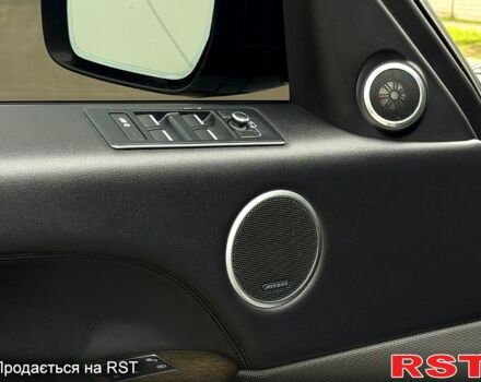 Білий Ленд Ровер Range Rover Sport, об'ємом двигуна 3 л та пробігом 201 тис. км за 37000 $, фото 4 на Automoto.ua