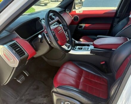 Білий Ленд Ровер Range Rover Sport, об'ємом двигуна 3 л та пробігом 118 тис. км за 30000 $, фото 5 на Automoto.ua