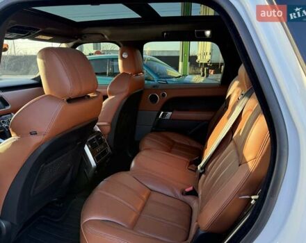 Белый Ленд Ровер Рендж Ровер Спорт, объемом двигателя 2.99 л и пробегом 130 тыс. км за 44000 $, фото 7 на Automoto.ua